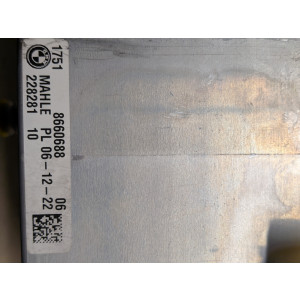 Original BMW Ladeluftkühler Neu 17 51 8660688 N63B N63M 8660688